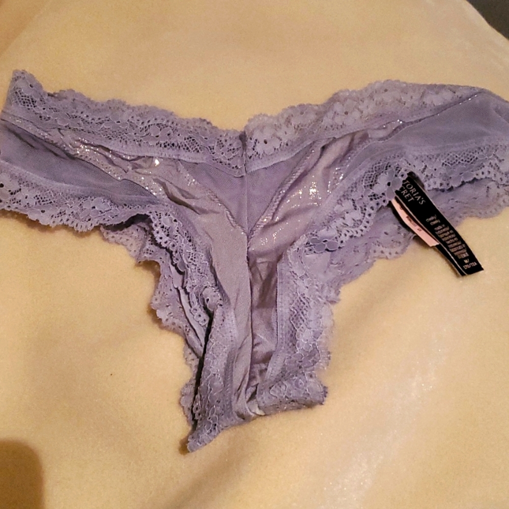 VS thong